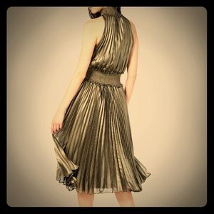 Avec Les Filles bronze pleated midi dress